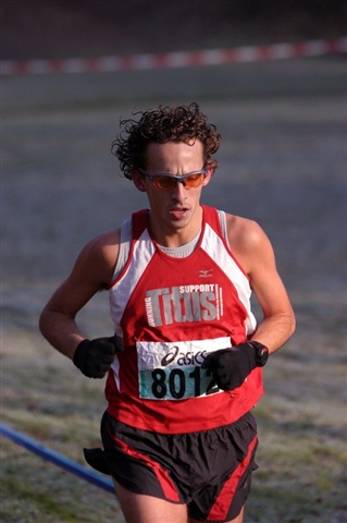 Linksback ruilt voetbalcarrière in voor hardlopen