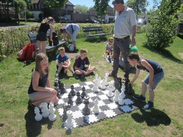 Schaakinstuif in de Vlindertuin zaterdag 18 juli