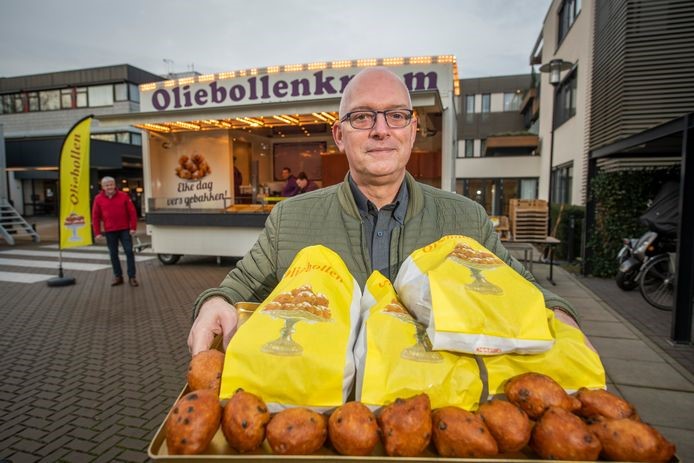 WWNA tovert met 13.000 oliebollen glimlach op gezicht van mensen die het nodig hebben én hun verzorgers