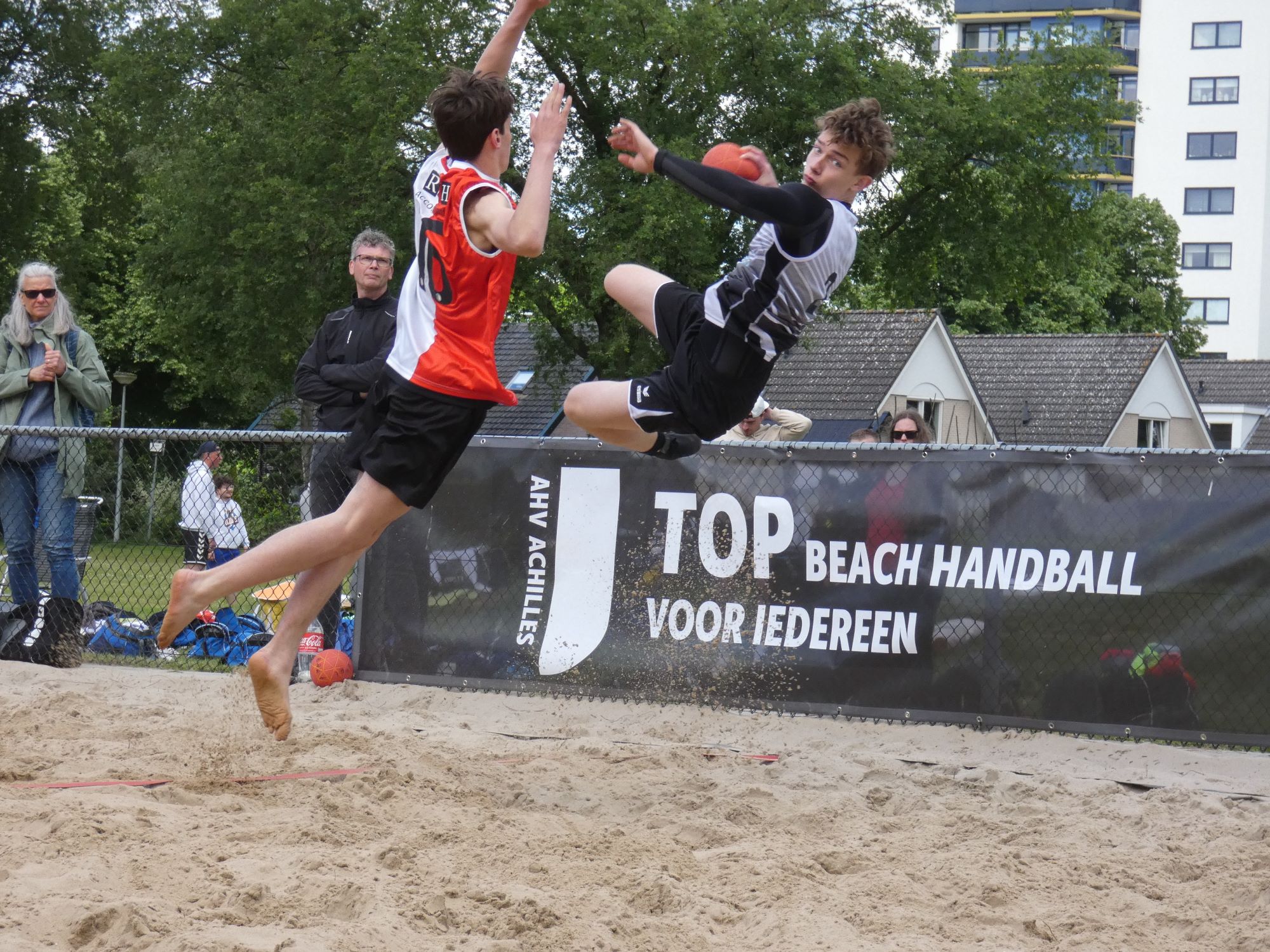 29,30,31 mei 2025: NK Beach Handball Toernooi Apeldoornse Handbal Vereniging Achilles